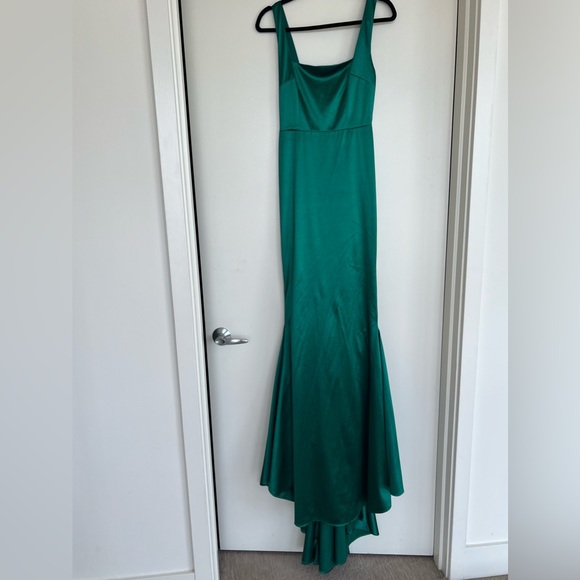 Emerald Satin ModaGlam Gown with Train - Picture 5 of 5